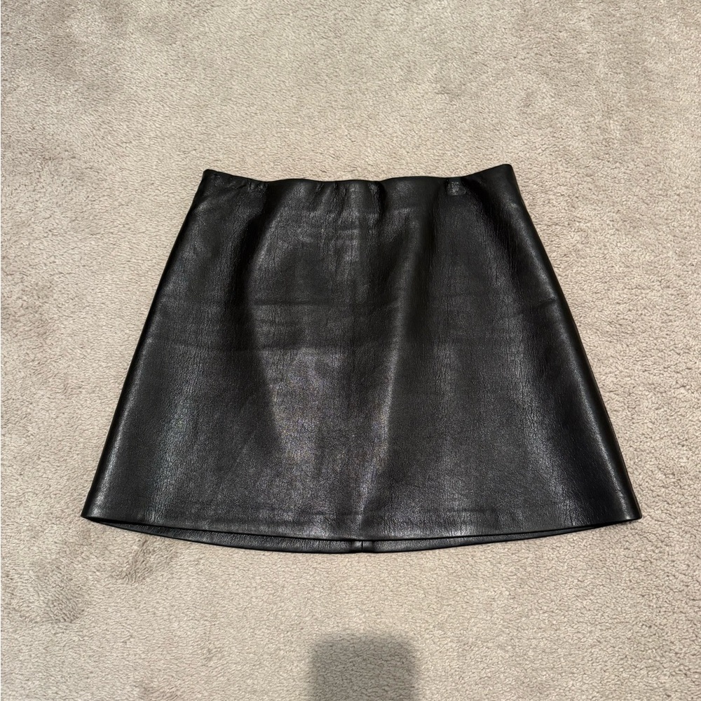 Wilfred Faux Leather Classic Mini Skirt